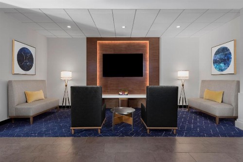 Holiday Inn San Diego North Miramar an IHG Hotel - image 5