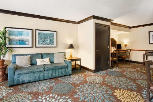 Sonesta ES Suites San Diego - Rancho Bernardo - image 5