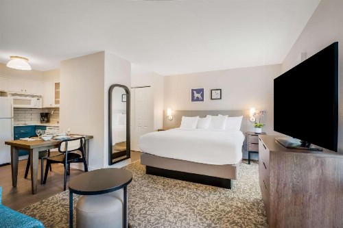 Sonesta ES Suites San Diego - Sorrento Mesa - image 31