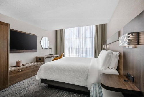 Holiday Inn Express San Diego - Sorrento Valley an IHG Hotel - image 23