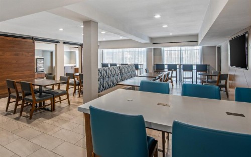 Holiday Inn Express San Diego - Sorrento Valley an IHG Hotel - image 27