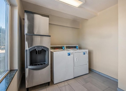 Holiday Inn Express San Diego - Sorrento Valley an IHG Hotel - image 33