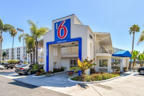 Motel 6-San Diego CA - Hotel Circle - Mission Valley - image 1