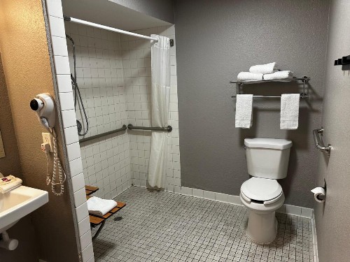 Motel 6-San Diego CA - Hotel Circle - Mission Valley - image 26