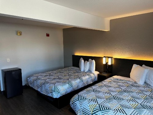 Motel 6-San Diego CA - Hotel Circle - Mission Valley - image 9