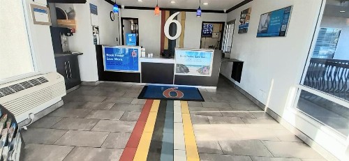 Motel 6 San Diego Airport/Harbor - image 21