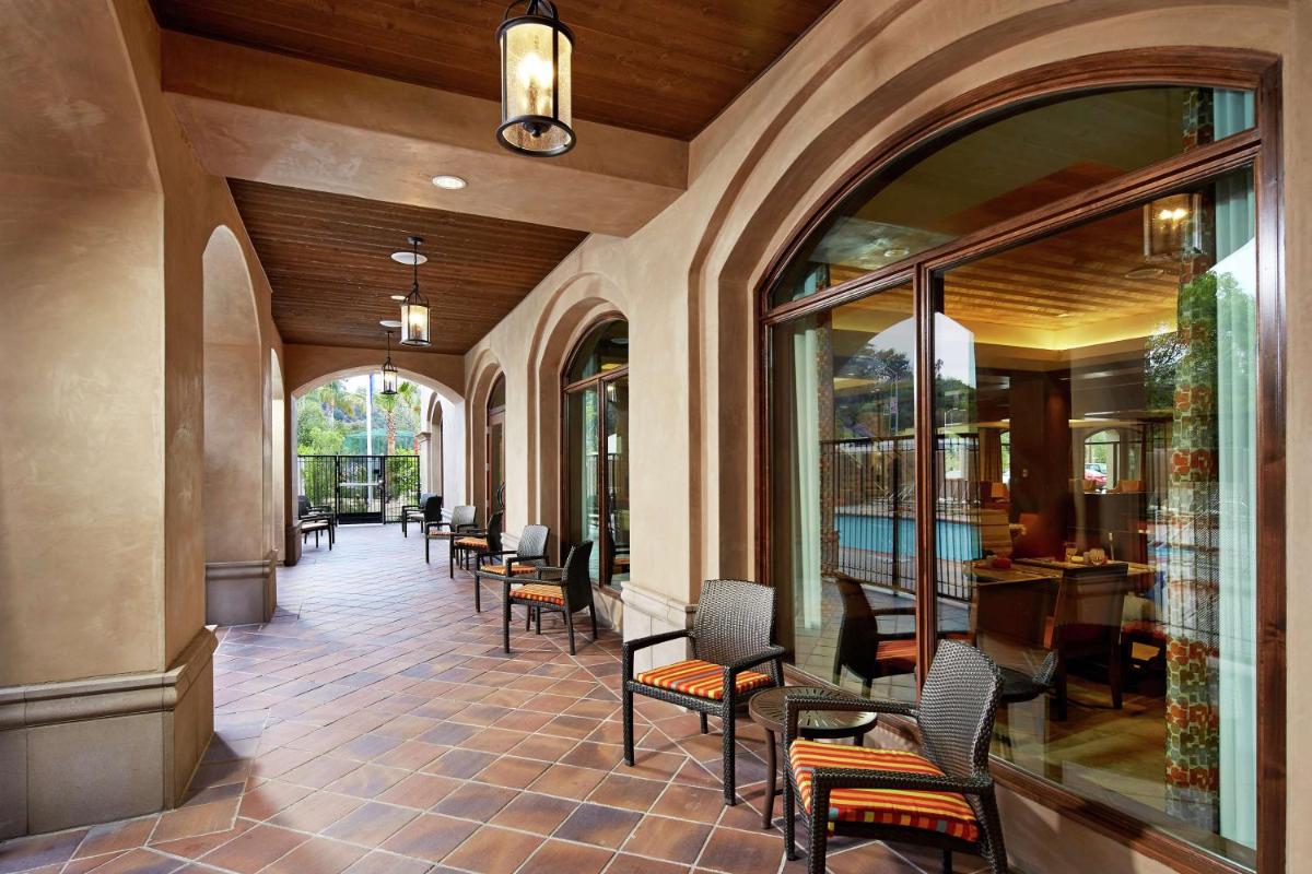 Hilton Garden Inn San Diego Old Town/Sea World Area - image 2