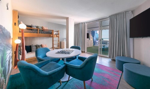Blue Sea Beach Hotel - image 39