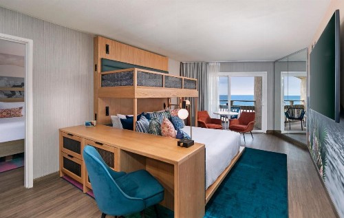 Blue Sea Beach Hotel - image 41