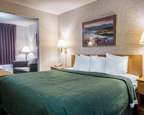 Quality Suites San Diego Otay Mesa - image 17