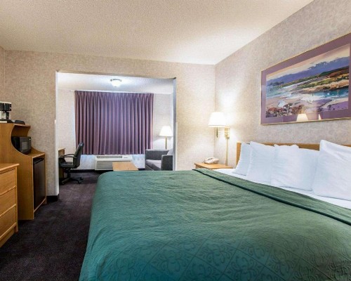 Quality Suites San Diego Otay Mesa - image 23