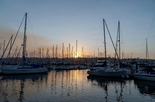 Bay Club Hotel and Marina - image 33