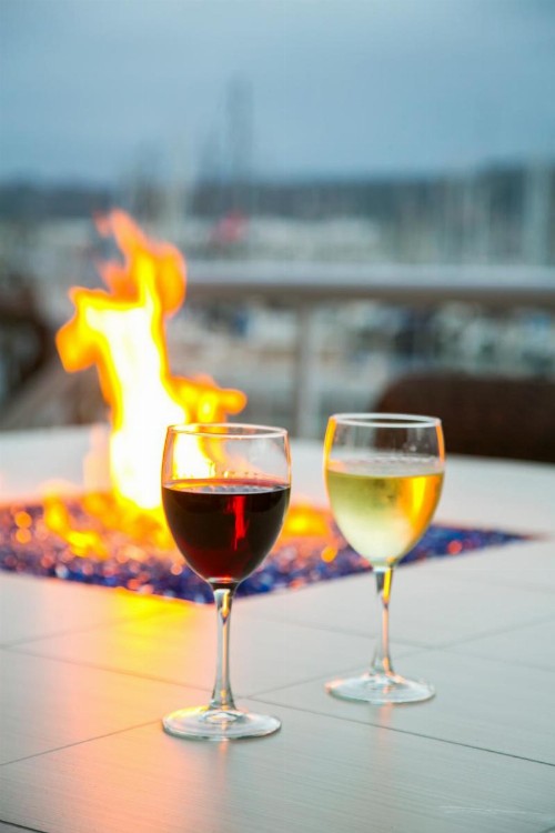 Bay Club Hotel and Marina - image 37