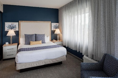 Bay Club Hotel and Marina - image 38
