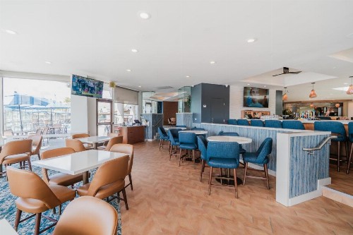 Bay Club Hotel and Marina - image 47