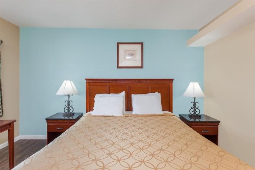 Travelodge by Wyndham San Diego SeaWorld - image 15