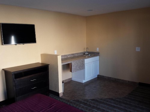 Travelodge by Wyndham San Diego SeaWorld - image 26