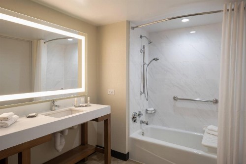 San Diego Marriott Mission Valley - image 31