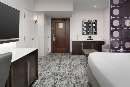 Courtyard by Marriott San Diego Downtown - image 21