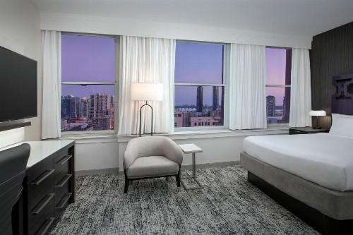 Courtyard by Marriott San Diego Downtown - image 22