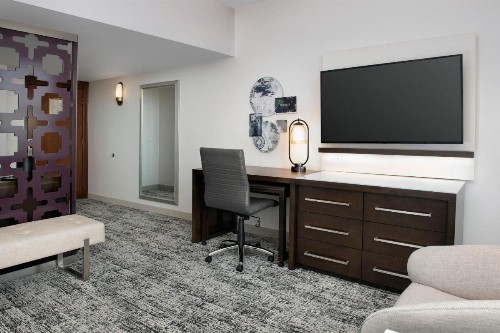 Courtyard by Marriott San Diego Downtown - image 24