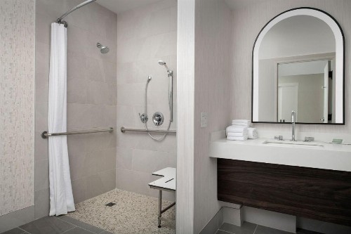 Courtyard by Marriott San Diego Downtown - image 34