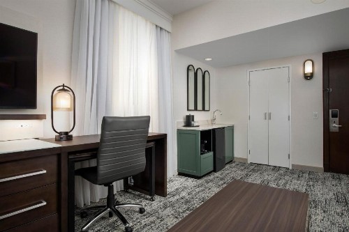Courtyard by Marriott San Diego Downtown - image 36