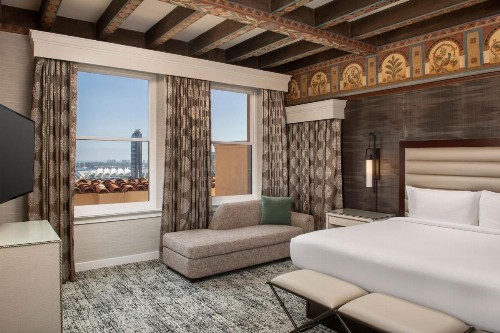 Courtyard by Marriott San Diego Downtown - image 39