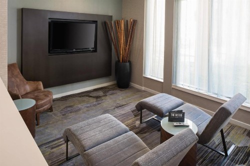 Courtyard by Marriott San Diego Sorrento Valley - image 22