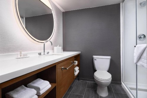 Courtyard by Marriott San Diego Mission Valley/Hotel Circle - image 12
