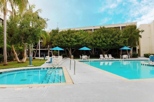Four Points by Sheraton San Diego - image 6