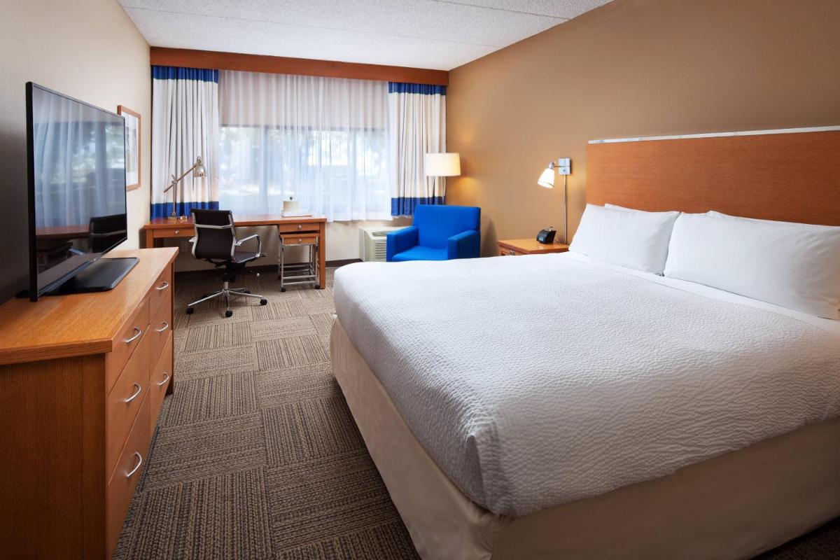Four Points by Sheraton San Diego - image 3