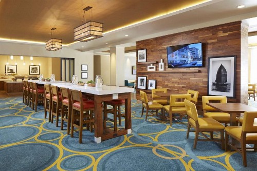 Hampton Inn San Diego Mission Valley - image 17