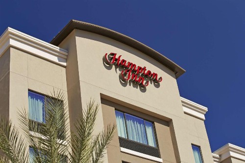 Hampton Inn San Diego Mission Valley - image 2