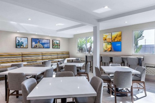Comfort Inn San Diego Old Town - image 16
