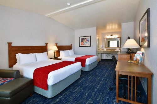 Lamplighter Inn & Suites at SDSU - image 3