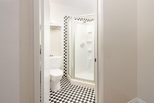 HI San Diego Downtown Hostel - image 20