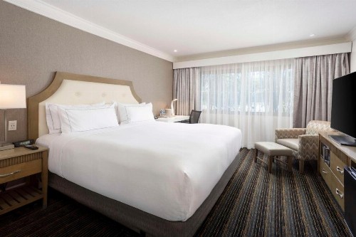 Holiday Inn San Diego Bayside an IHG Hotel - image 42