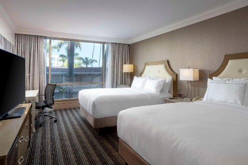 Holiday Inn San Diego Bayside an IHG Hotel - image 6