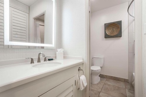 Holiday Inn San Diego Bayside an IHG Hotel - image 7
