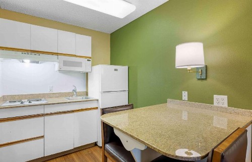 Extended Stay America Suites - San Diego - Fashion Valley - image 34
