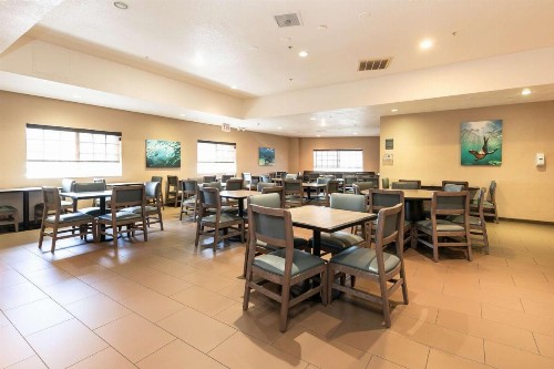 Comfort Inn & Suites San Diego Zoo SeaWorld Area - image 7