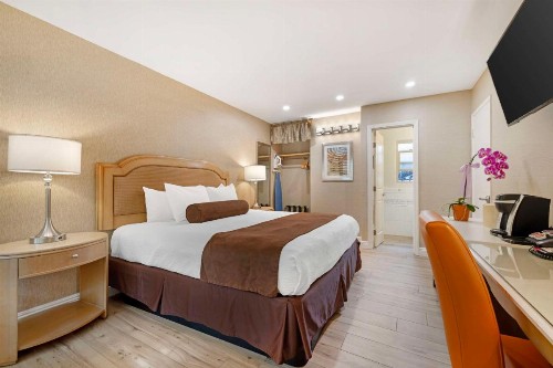 Best Western Cabrillo Garden Inn - image 18