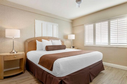Best Western Cabrillo Garden Inn - image 20