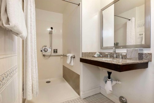 Best Western Cabrillo Garden Inn - image 23
