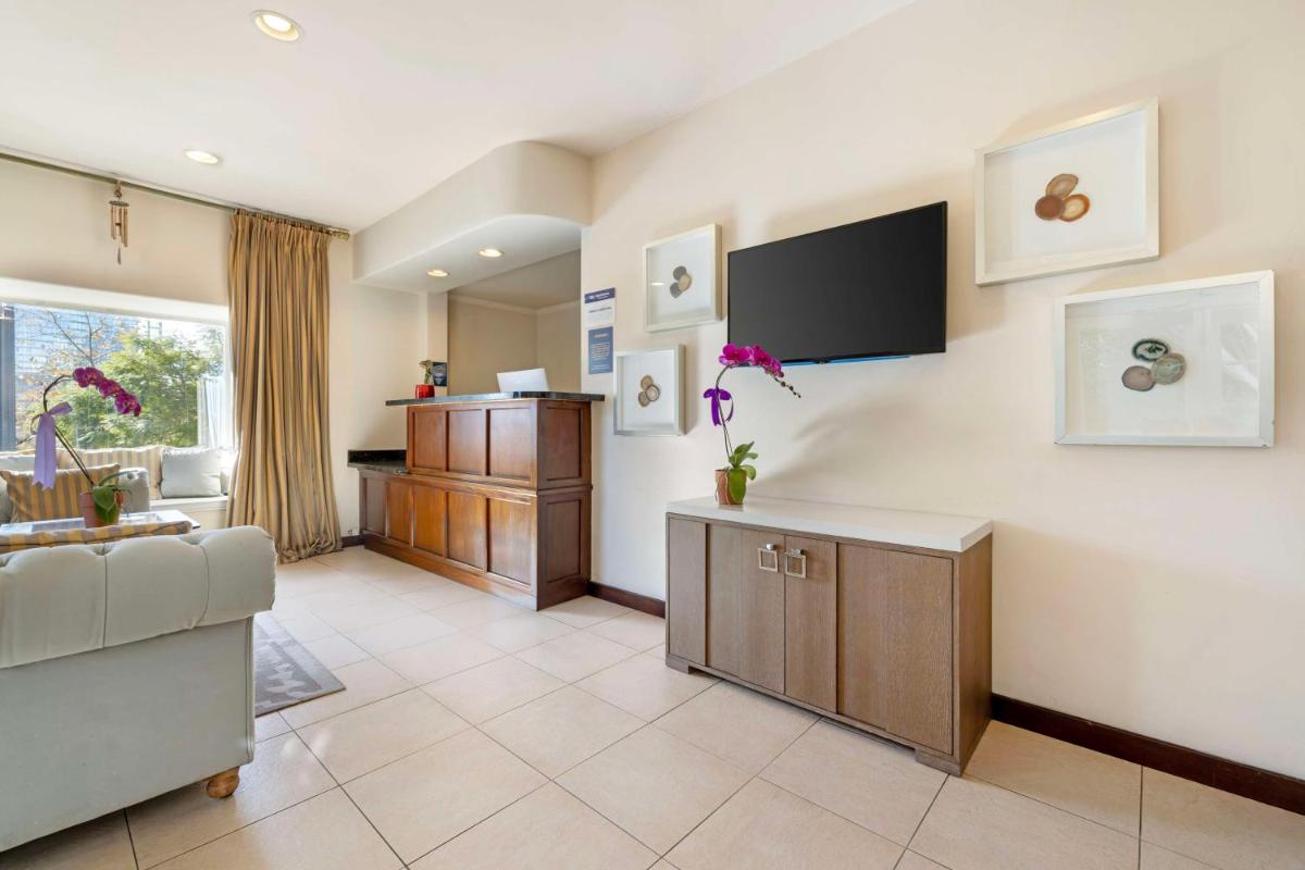 Best Western Cabrillo Garden Inn - image 3