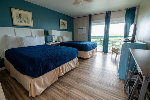 Ocean Villa Inn - image 20