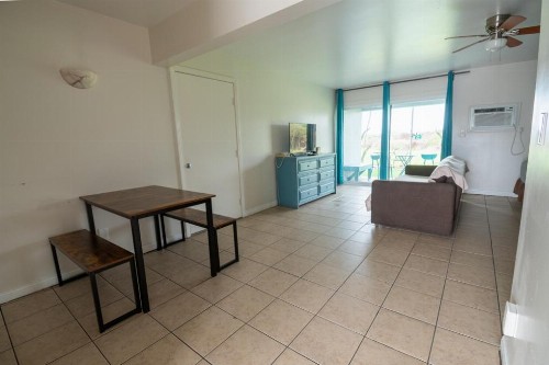 Ocean Villa Inn - image 24