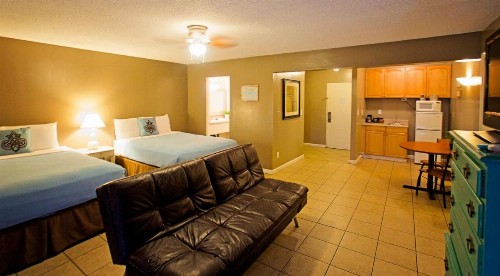 Ocean Villa Inn - image 8