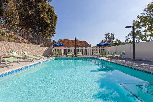 Holiday Inn Express Mira Mesa San Diego an IHG Hotel - image 16